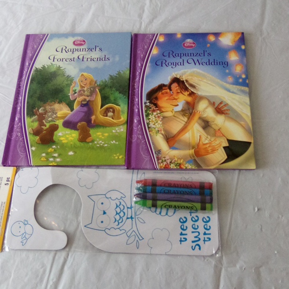 DISNEY RAPUNZEL FOREST FRIENDS - Picture 3 of 4